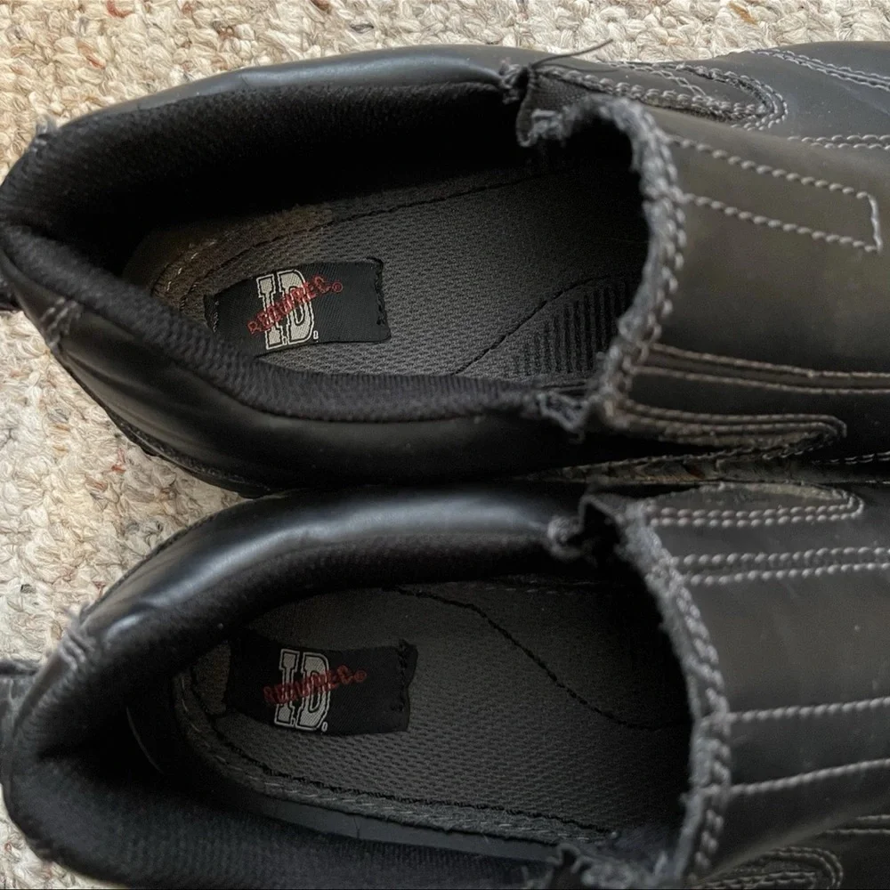 ID Required Mens Black Casual Slip On Athletic Shoes Size 9.5